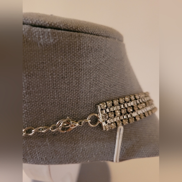 Vintage Three Clear Rhinestone Line Silver Necklace - Picture 3 of 7